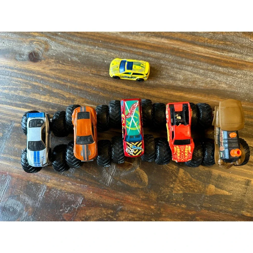 Monster Jam Trucks Lot 6 Snake Bite Nissan Skyline Loco‎ Punk Camaro Demo Derby